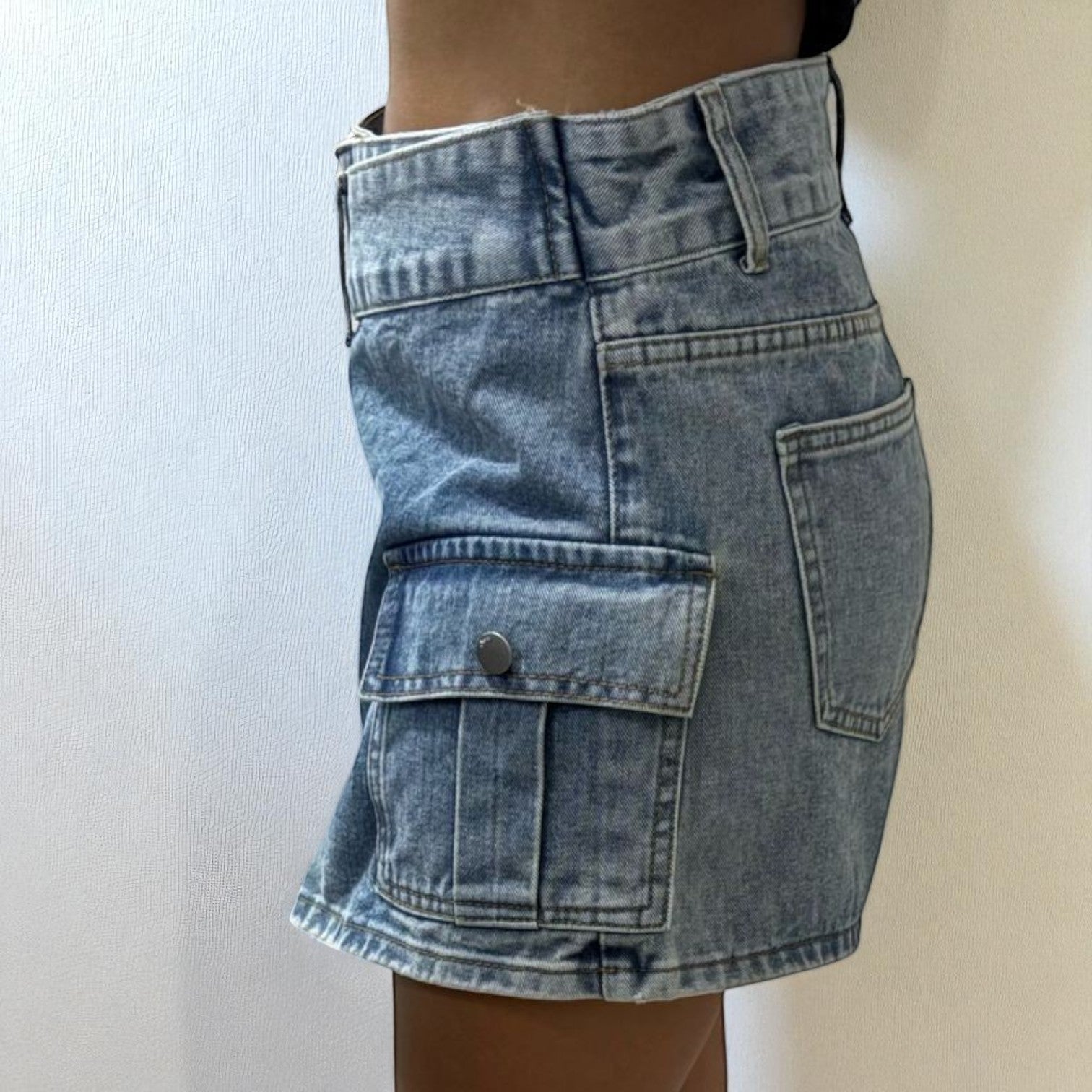 SHORT POLLERA LIV