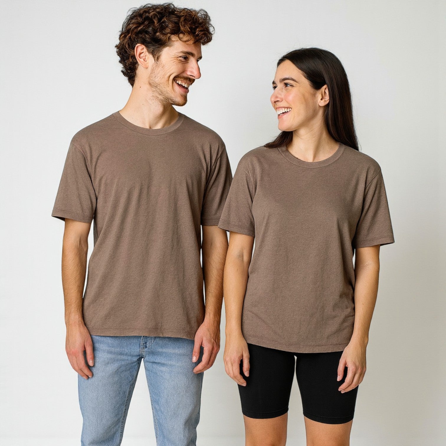 REMERA AXEL - UNISEX