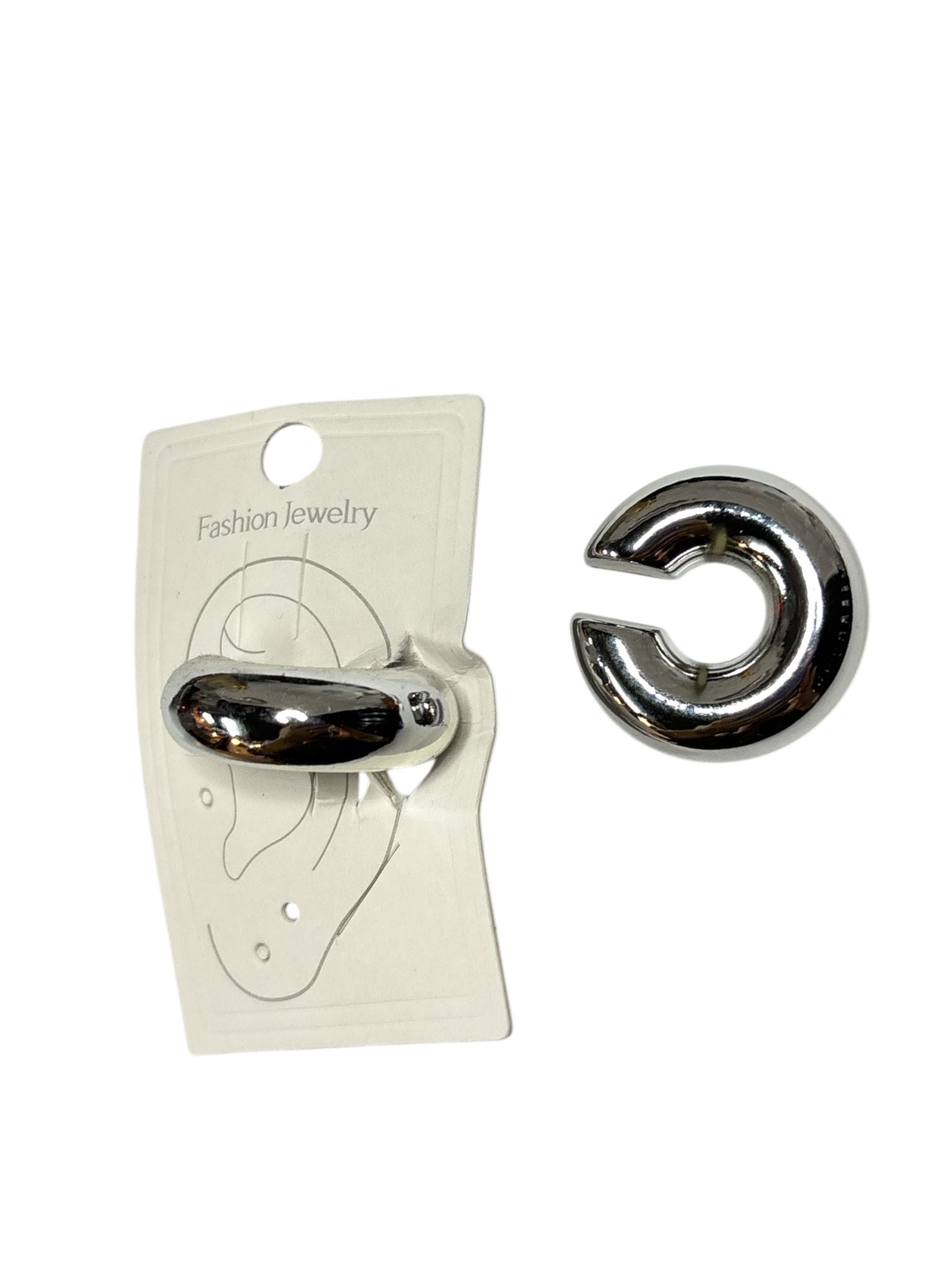 EAR CUFF