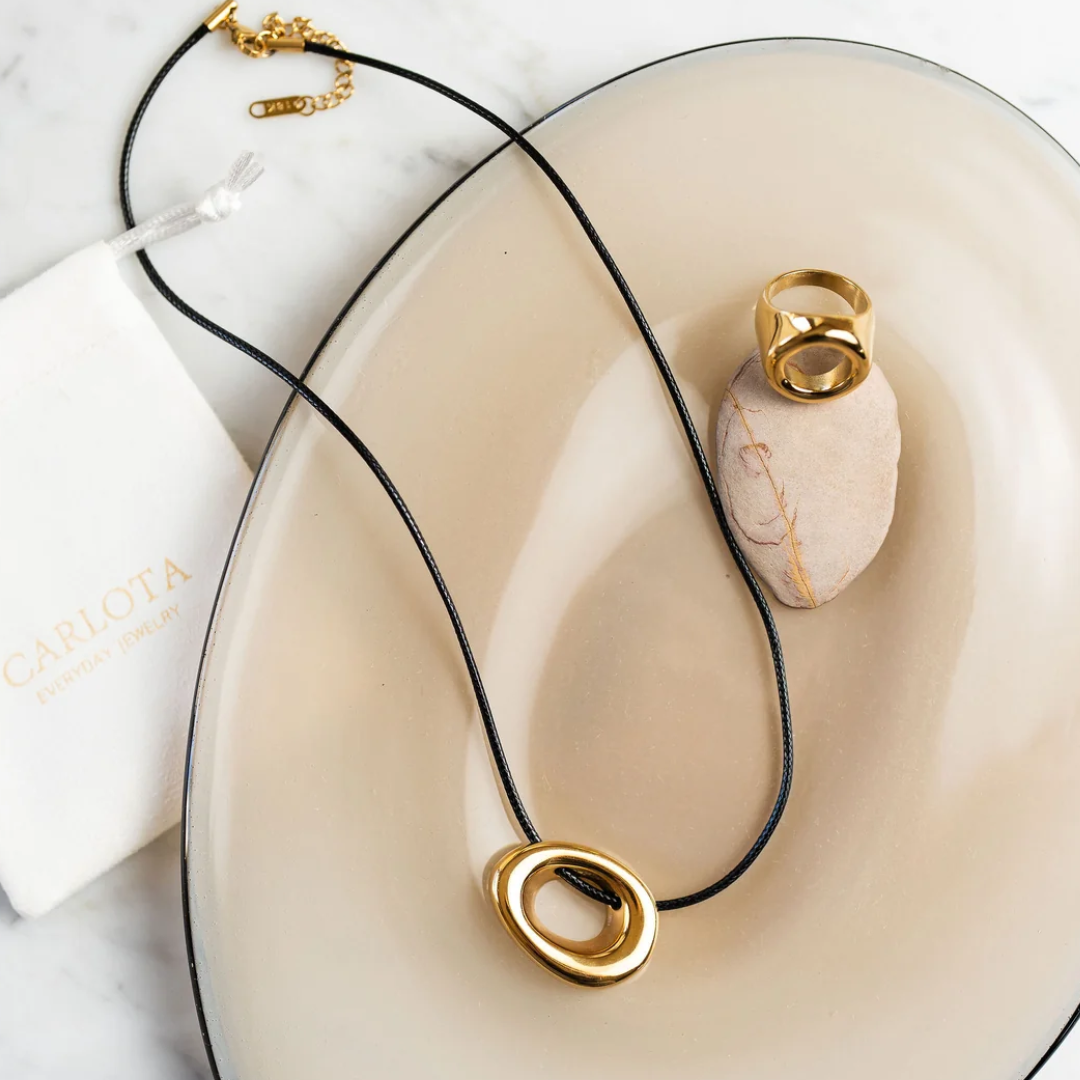 COLLAR MAYA
