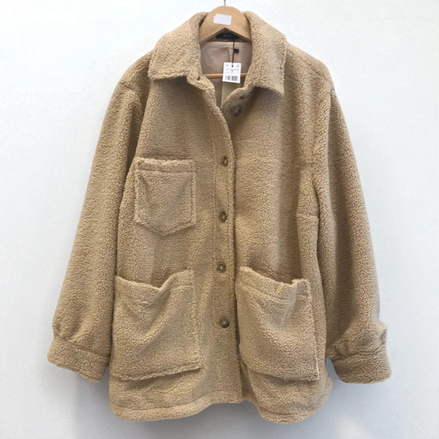 CAMPERA ARI