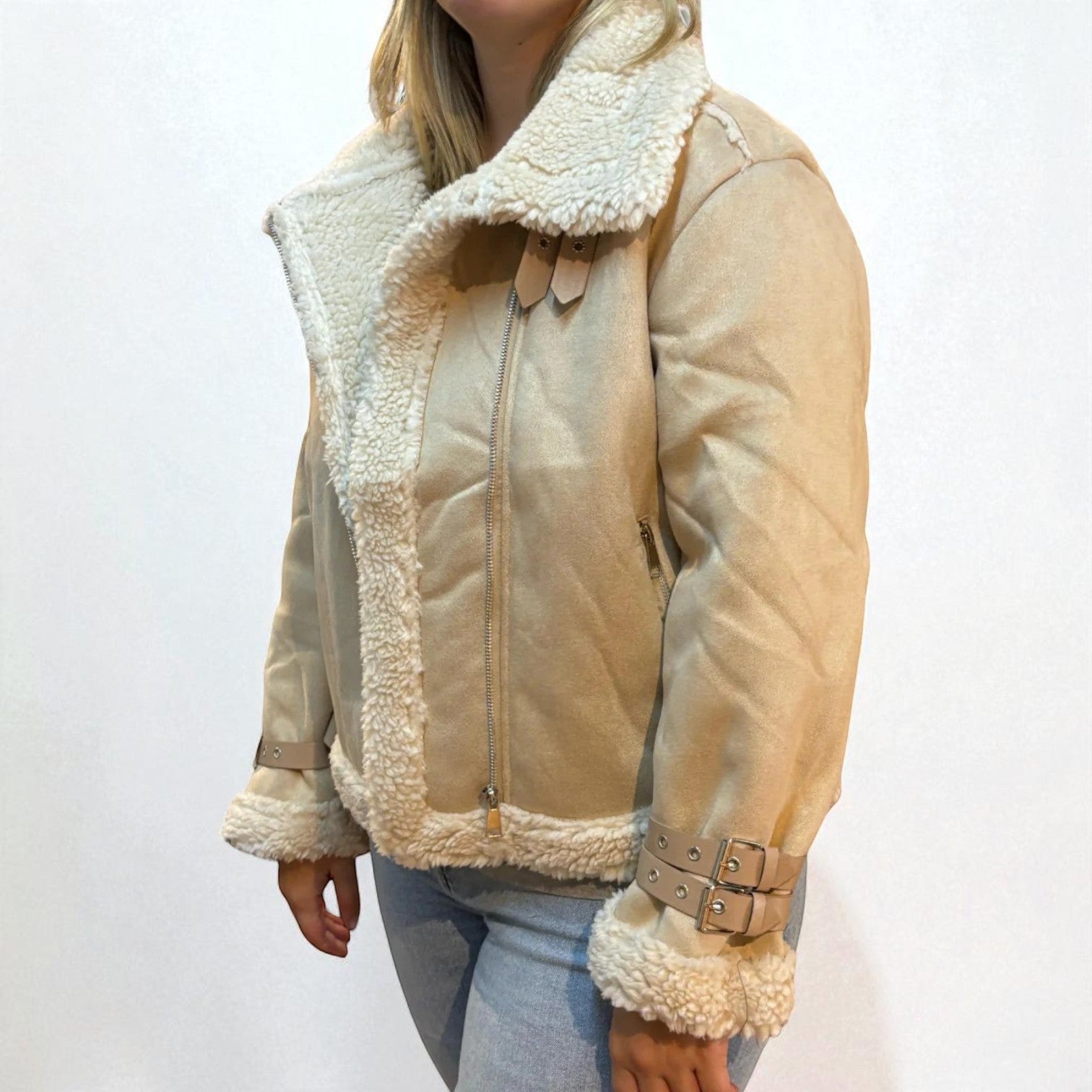 GAMULAN, CAMPERA DE CORDERITO POLY